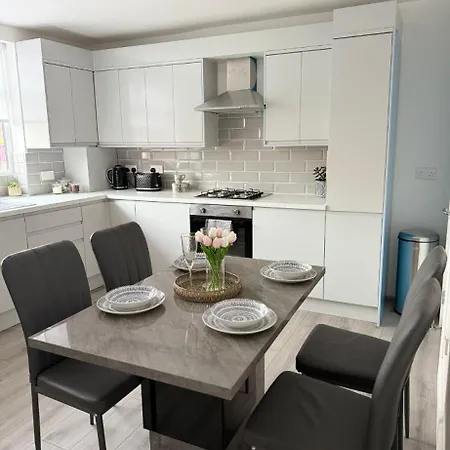 In בית נופש *